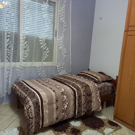 Flodril Appartment Драч Екстериор снимка
